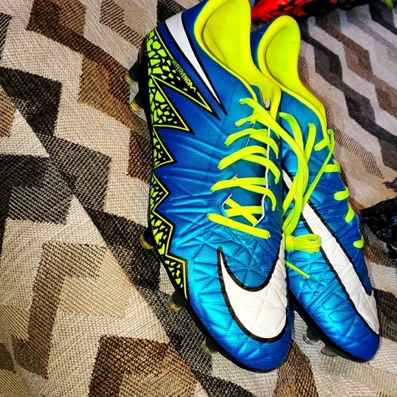 Hypervenom - Picture 1 of 1